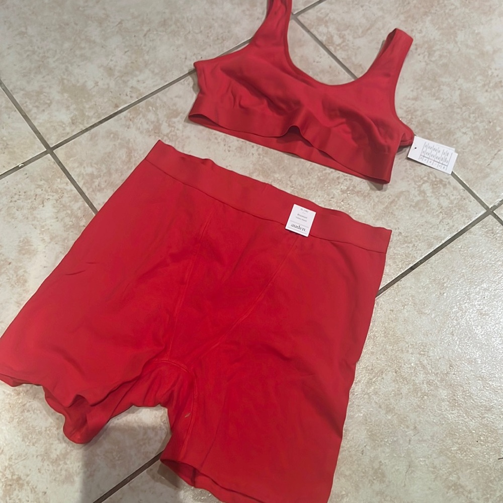 VIRAL SET‼️🚨NWT AUDEN HR SHORTS WITH BRALETTE TOP‼️🚨